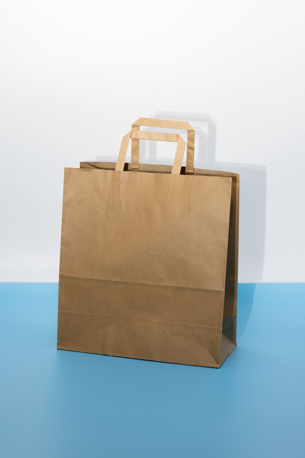 Kraft paper shopping bag